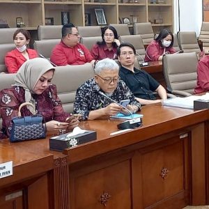 Bapak Bpk. H.Joko Kundaryo SH,MM. selaku ketua